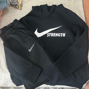 Nike Sweatsuit Bundle